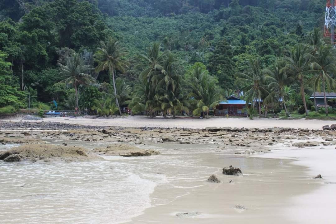 Ella'S Place Salang Tioman Kampong Ayer Batang Bagian luar foto