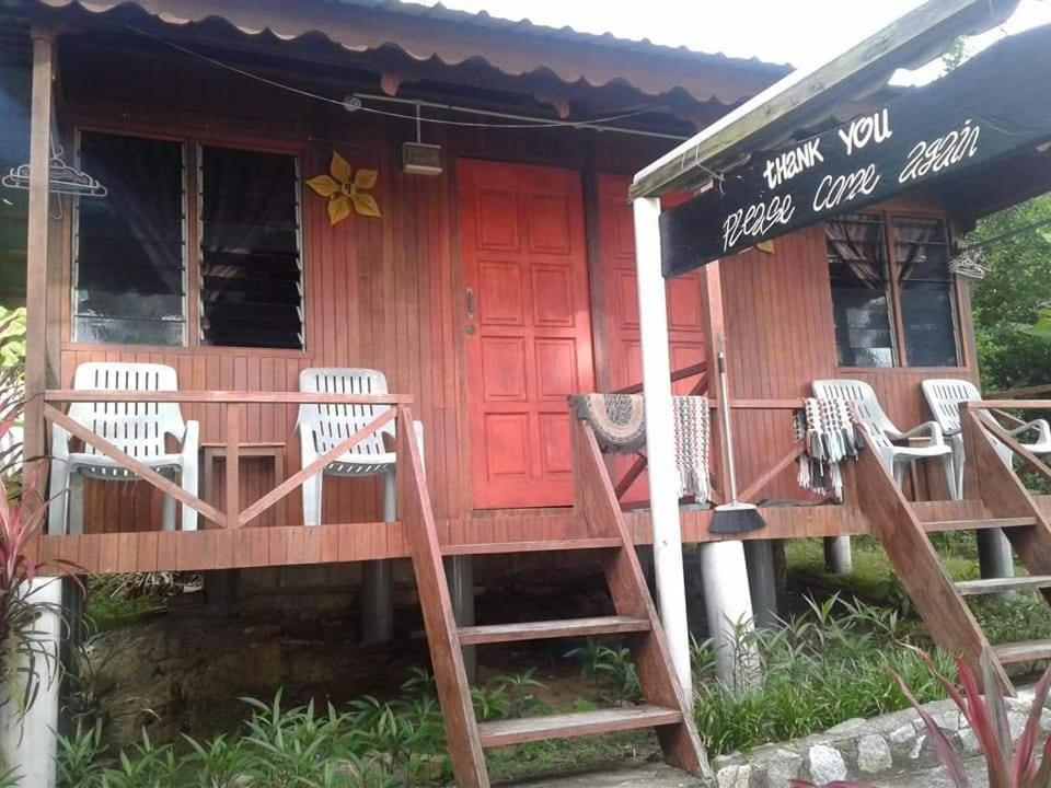 Ella'S Place Salang Tioman Kampong Ayer Batang Bagian luar foto