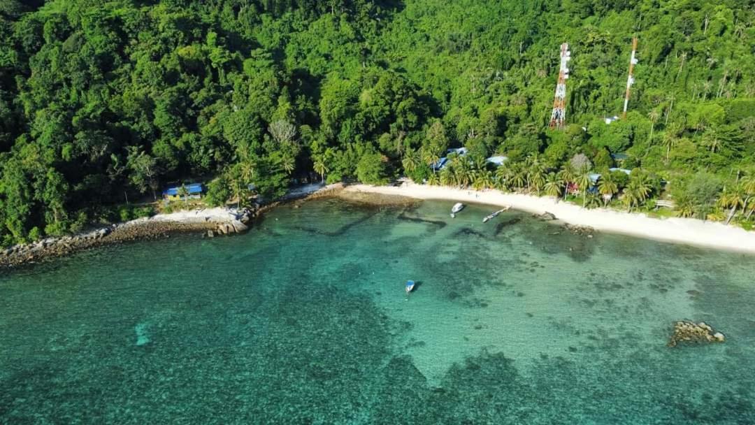 Ella'S Place Salang Tioman Kampong Ayer Batang Bagian luar foto