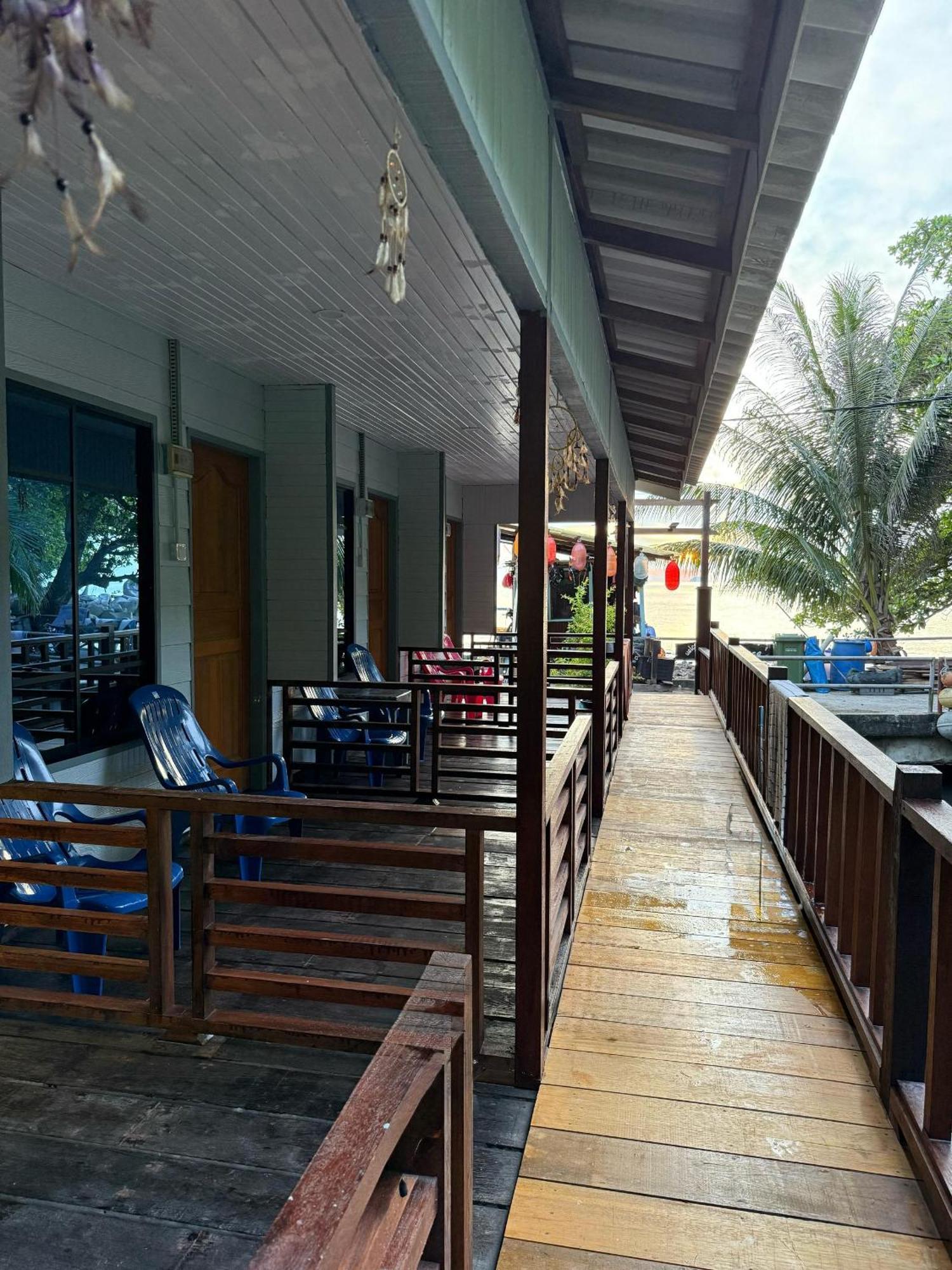 Ella'S Place Salang Tioman Kampong Ayer Batang Ruang foto